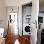 Penthouse Mit Blick Auf Den Yachthafen Apartment *