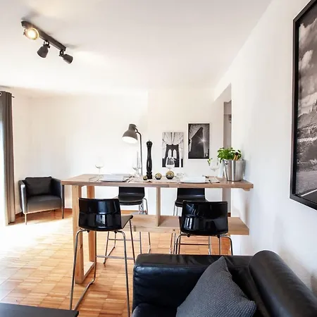 Penthouse Mit Blick Auf Den Yachthafen Apartman *